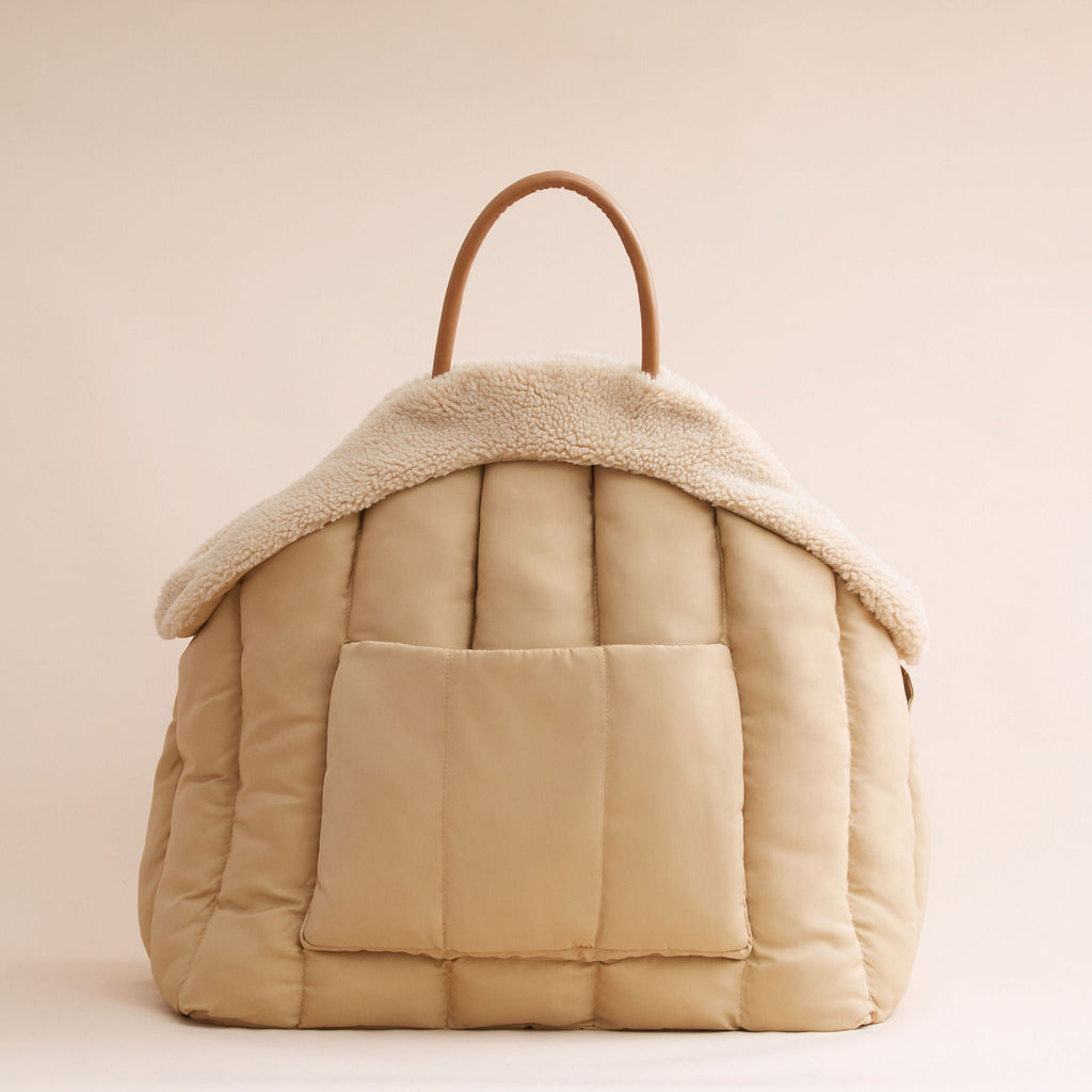 URBAÈ Metropolitan Car Sanctuary in Sand