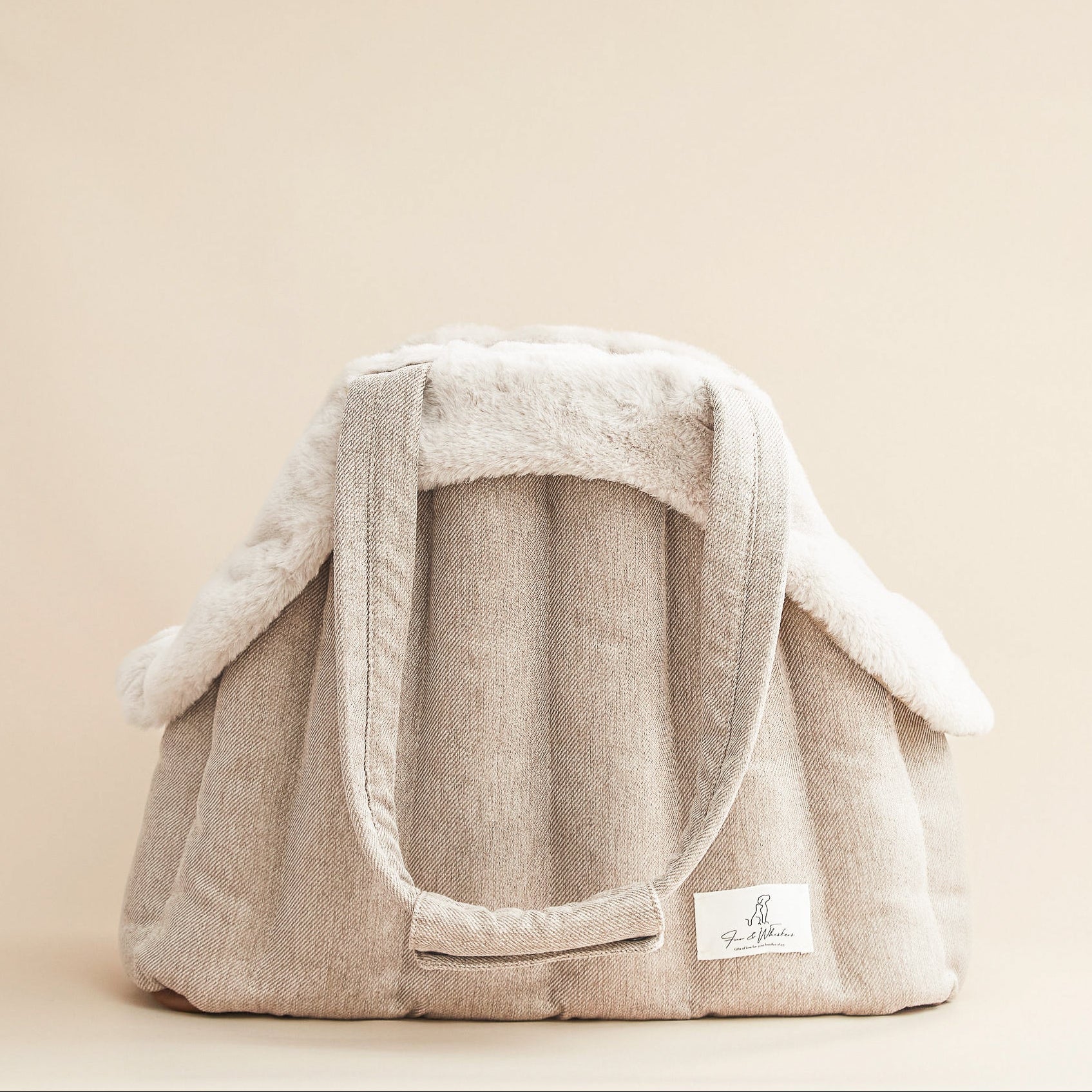 URBAÈ Versatile Urban Mobility Carrier in Elegant Grey.